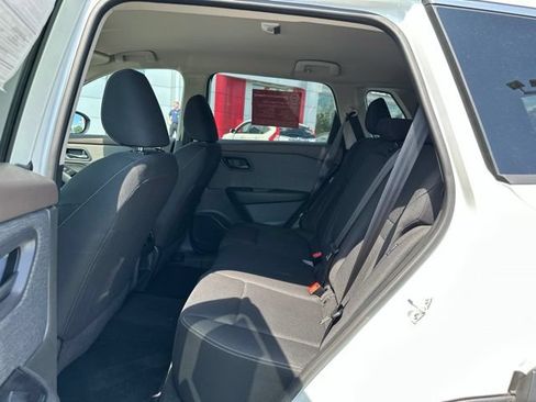 Certified 2023 Nissan Rogue S AWD/4WD image 17