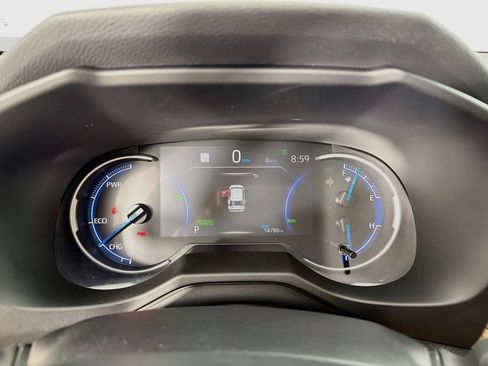 Used 2025 Toyota RAV4 XLE AWD/4WD image 17