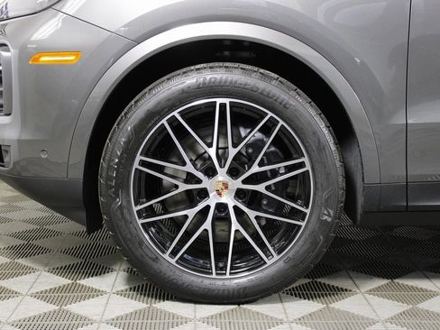 New 2026 Porsche Cayenne Coupe image 39