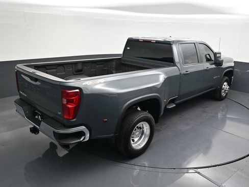 Used 2026 Chevrolet Silverado 3500 LT AWD/4WD image 19