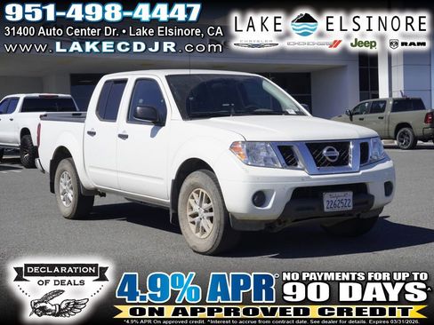 Used 2020 Nissan Frontier SV image 1