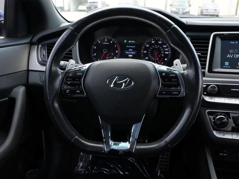 Used 2018 Hyundai Sonata Sport image 9