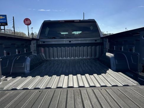 Certified 2025 Chevrolet Silverado 1500 Custom image 19