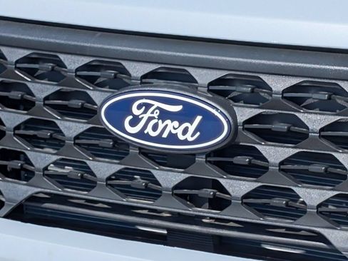 New 2026 Ford Maverick XLT w/ 4K Tow Package AWD/4WD image 13