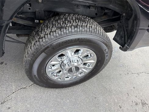 Used 2022 Ford F350 XLT w/ XLT Value Package image 11