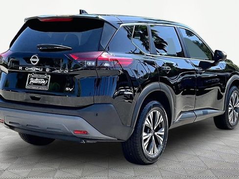 Used 2023 Nissan Rogue SV FWD image 2