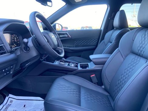 New 2025 Mitsubishi Outlander SEL Black Edition image 11