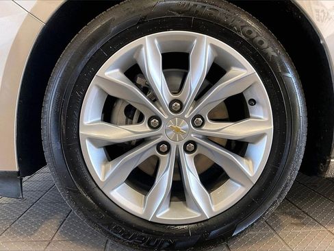 Used 2025 Chevrolet Malibu LT image 32