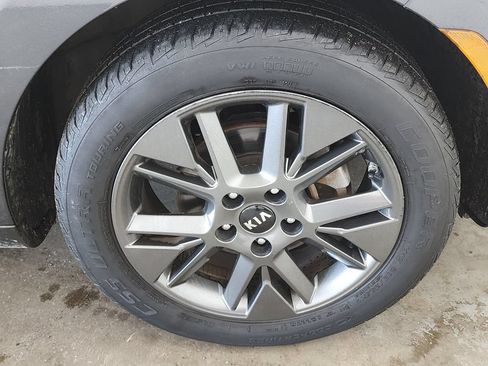 Used 2021 Kia Soul EX FWD image 40