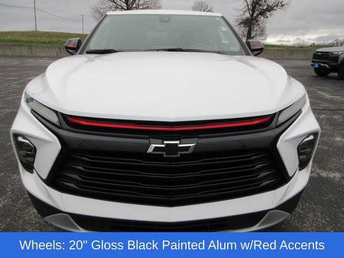 Used 2024 Chevrolet Blazer LT w/ Redline Edition image 8