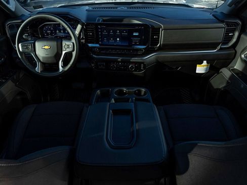 Used 2025 Chevrolet Silverado 1500 LT image 30