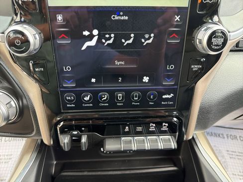 Used 2021 RAM 1500 Laramie w/ Laramie Southwest Edition RWD image 33