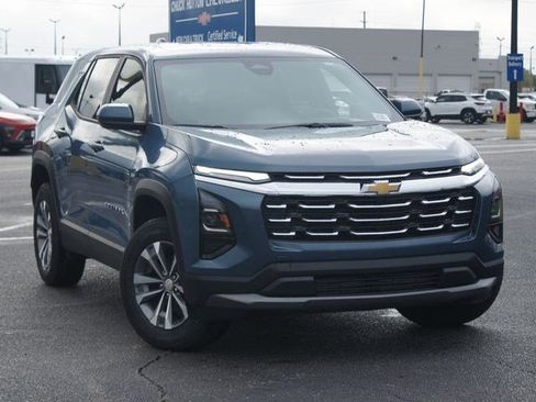 New 2026 Chevrolet Equinox LT w/ Safety and Technology Package FWD image 6