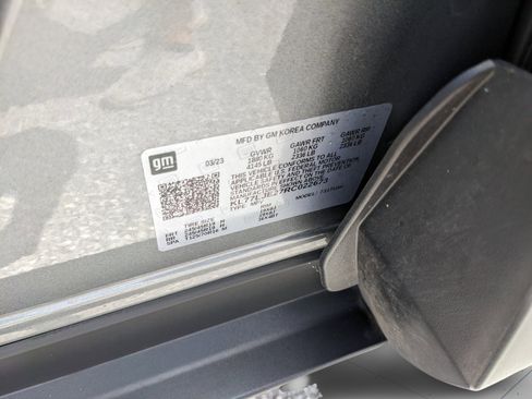 Used 2024 Chevrolet Trax RS FWD image 42