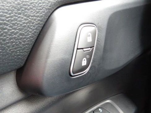 Used 2025 Ford Ranger XLT w/ FX4 Off-Road Package image 24