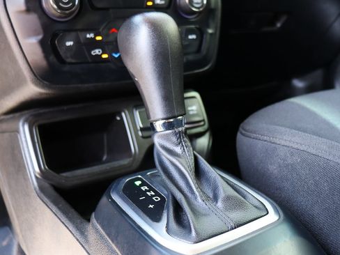 Used 2021 Jeep Renegade Latitude w/ Convenience Group FWD image 50