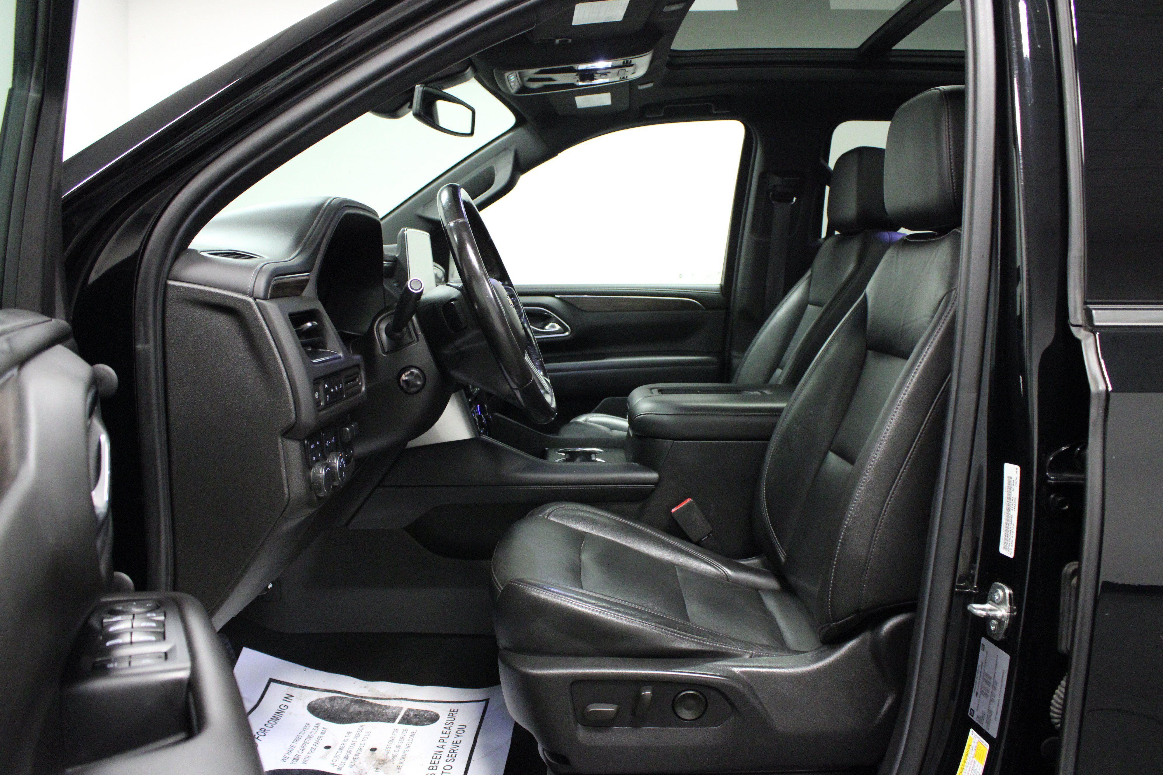 Used 2021 Chevrolet Suburban LT w/ LT Signature Package AWD/4WD image 12