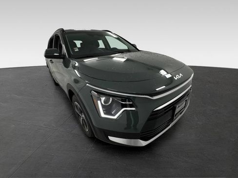 New 2026 Kia Niro EX FWD image 1