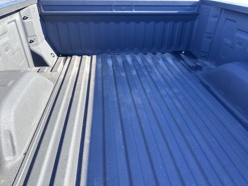 Used 2023 GMC Sierra 1500 Pro w/ Graphite Edition image 9