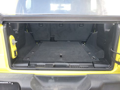 Used 2023 Jeep Wrangler Sport image 13