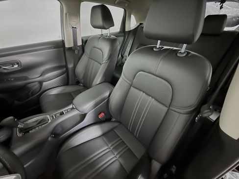 New 2026 Honda HR-V EX-L image 25