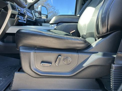 Used 2017 Ford F450 Lariat w/ Lariat Ultimate Package image 29