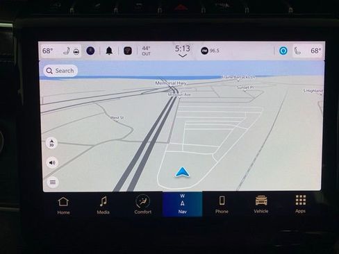 Used 2023 Jeep Grand Cherokee Limited image 10