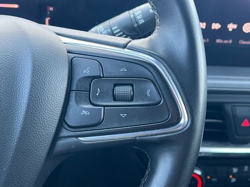 Used 2024 Buick Encore GX Sport Touring FWD image 29