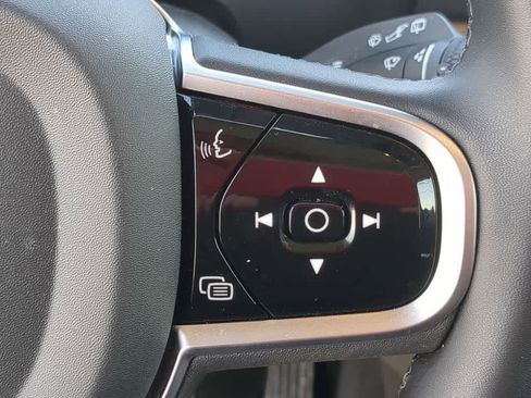 Certified 2026 Volvo XC90 B6 Plus w/ Protection Package Premier image 25