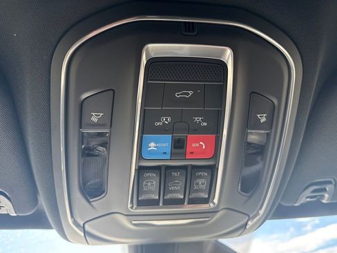 New 2026 Jeep Grand Wagoneer L 4WD image 24