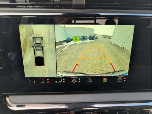 Used 2024 GMC Sierra 1500 AT4 w/ AT4 Premium Package image 13