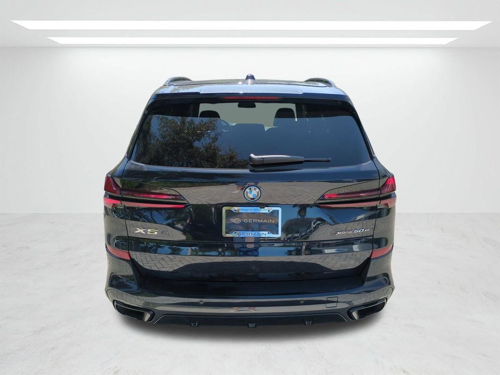 New 2026 BMW X5 xDrive50e w/ Executive Package AWD/4WD image 5