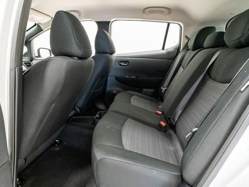 Used 2025 Nissan Leaf S FWD image 28