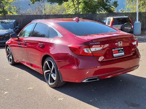 Used 2018 Honda Accord Sport image 8