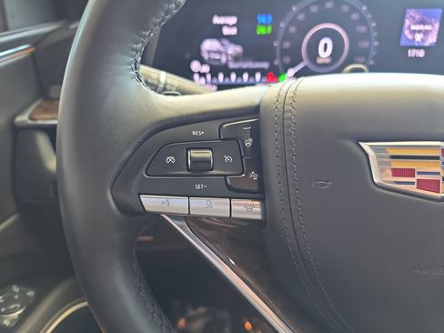 Used 2024 Cadillac Escalade Sport Platinum AWD/4WD image 17