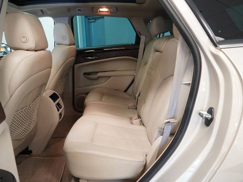 Used 2012 Cadillac SRX Luxury image 25