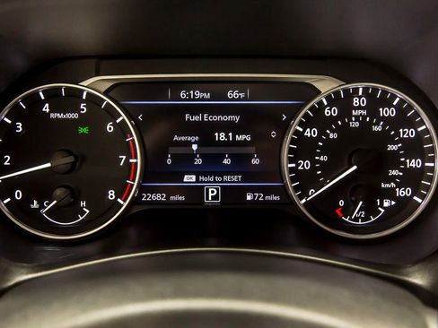 Used 2025 Nissan Sentra SV image 15