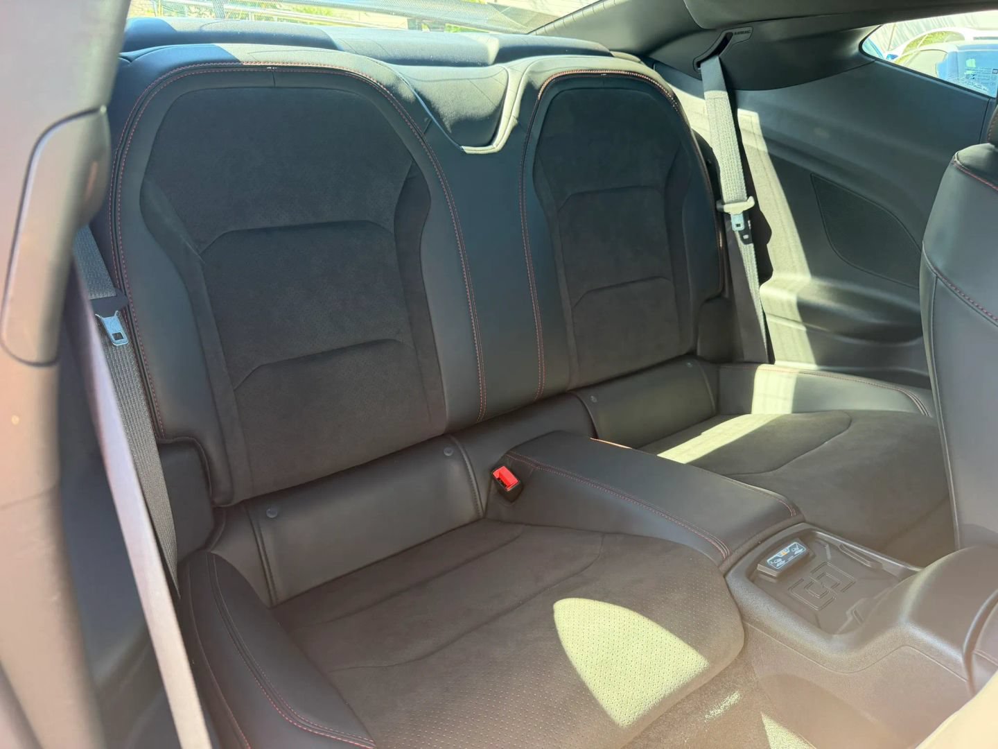 Used 2022 Chevrolet Camaro ZL1 RWD image 26