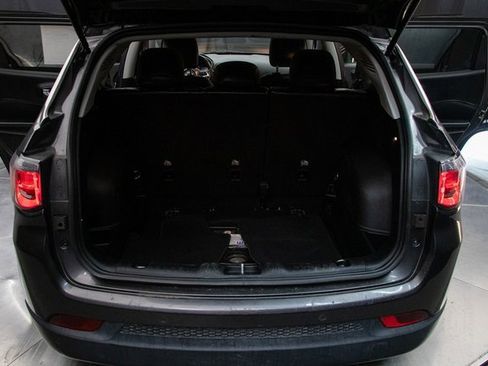 Used 2021 Jeep Compass Limited image 19