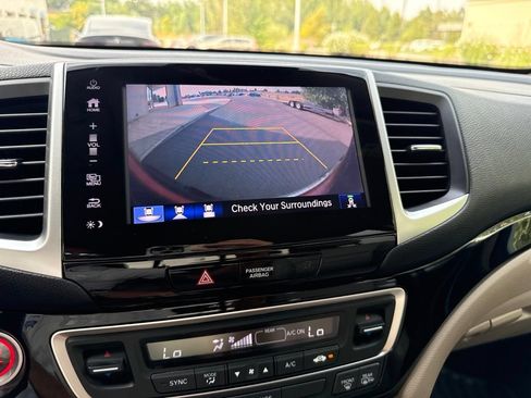 Used 2019 Honda Ridgeline RTL-E image 39
