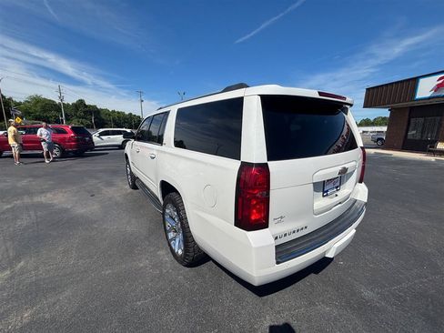 Used 2016 Chevrolet Suburban LTZ AWD/4WD image 4