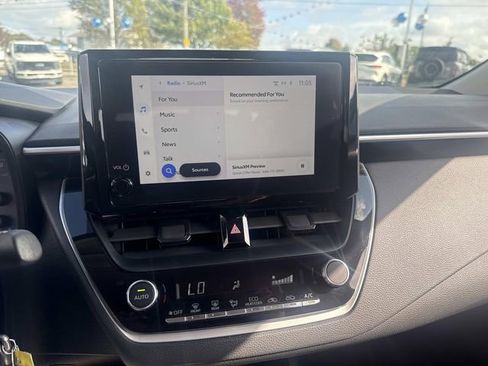 Used 2023 Toyota Corolla LE image 21