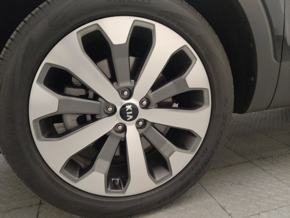 Used 2021 Kia Telluride EX w/ EX Premium Package FWD image 31