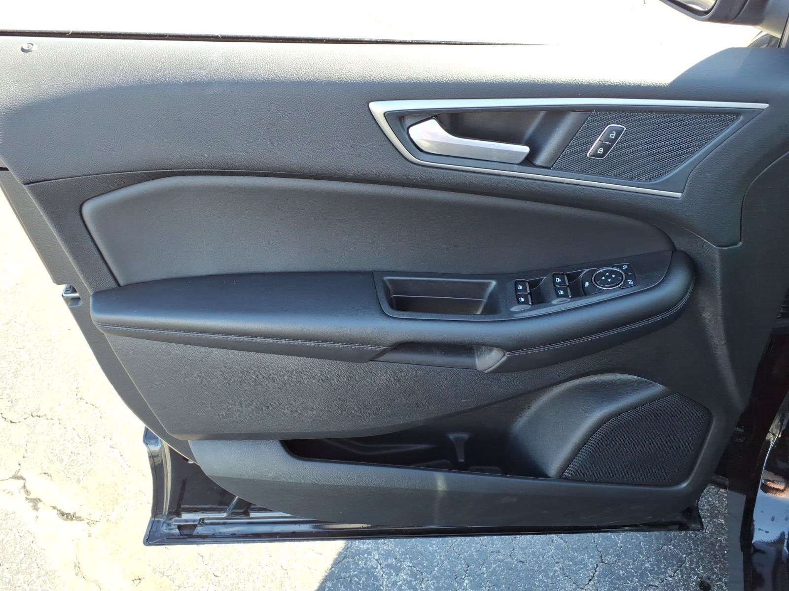 Used 2024 Ford Edge SEL w/ Convenience Package AWD/4WD image 17