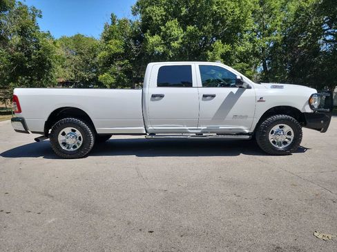 Used 2021 RAM 3500 Tradesman w/ Chrome Appearance Group AWD/4WD image 14
