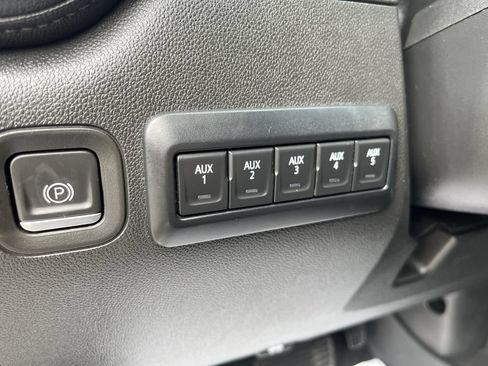 Used 2023 Chevrolet Silverado 3500 LT w/ Convenience Package AWD/4WD image 22