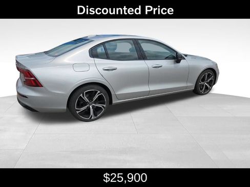 Used 2024 Volvo S60 B5 Core FWD image 3