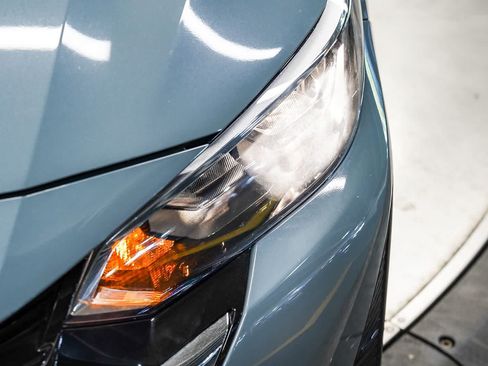 Used 2025 Nissan Sentra SV FWD image 7