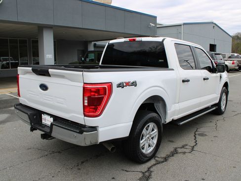 Used 2023 Ford F150 XLT image 3
