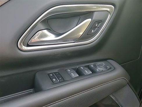 Used 2023 Chevrolet Tahoe Premier image 20